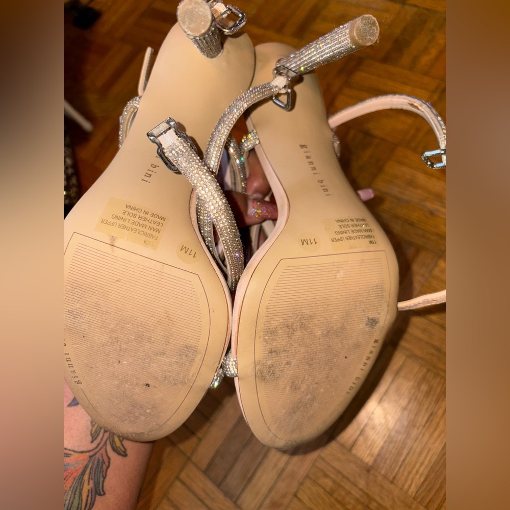 Gianni Bini nude rhinestone heels sz 11 - Picture 3 of 4